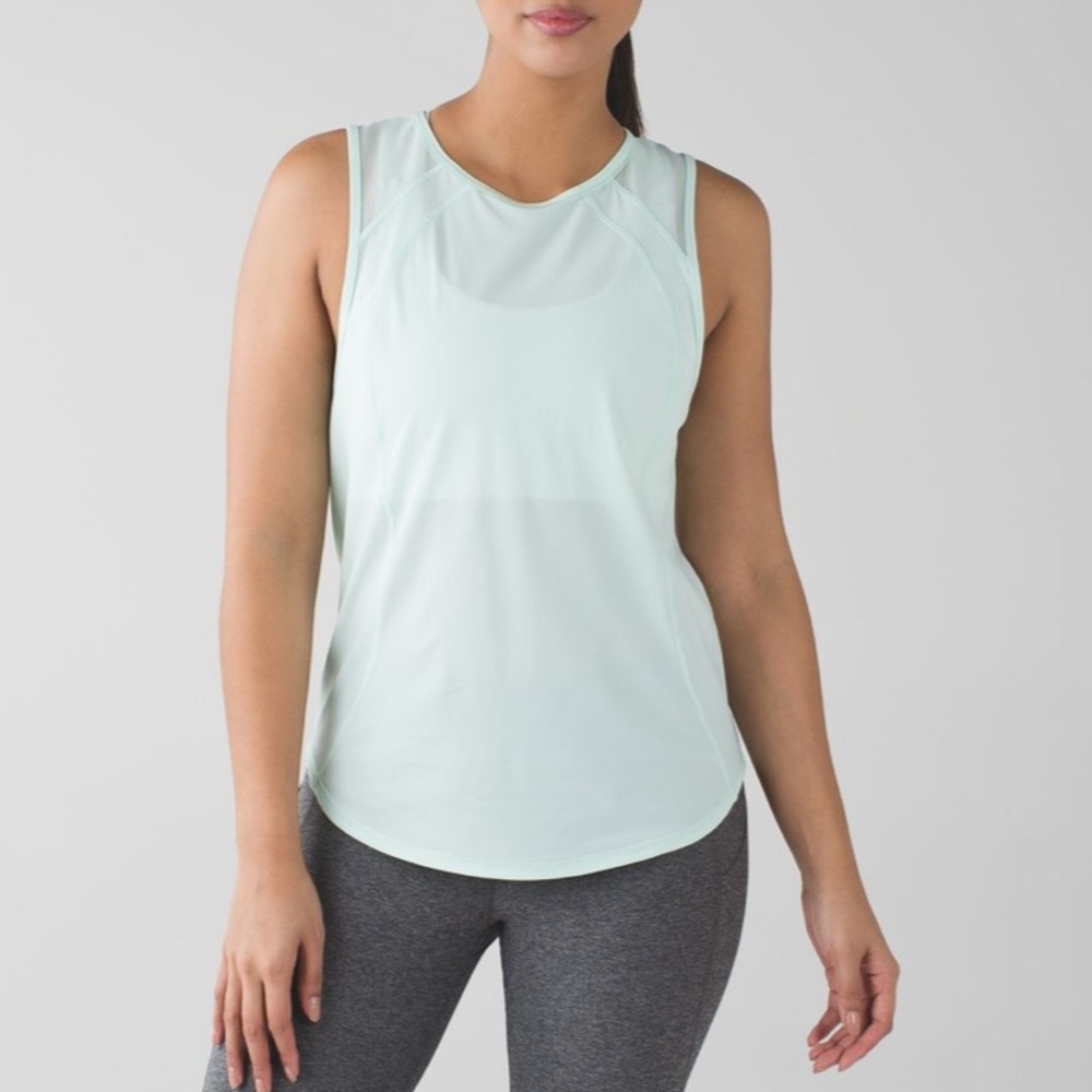 Lululemon🍋 Tank Sculpt Tank size 4 mint sea mist